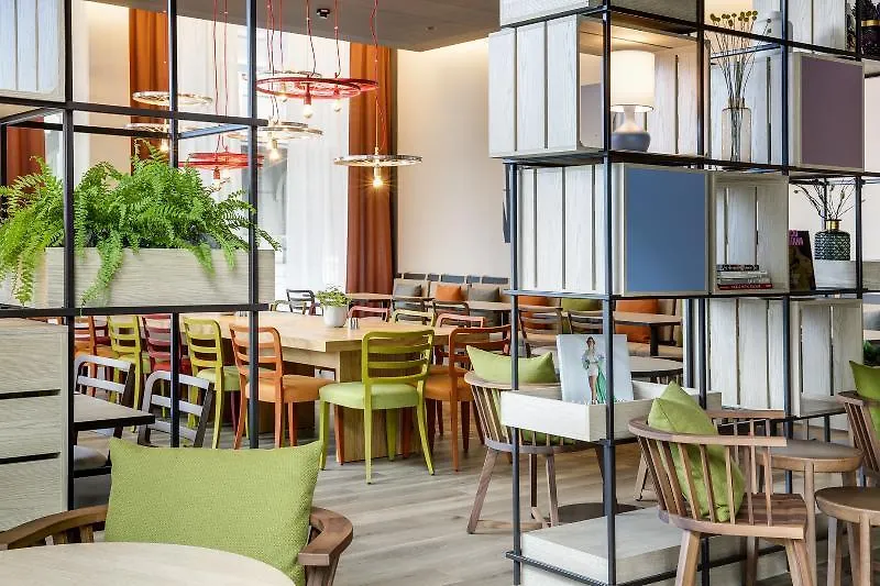 Intercityhotel Amsterdam Airport Hoofddorp Hotel